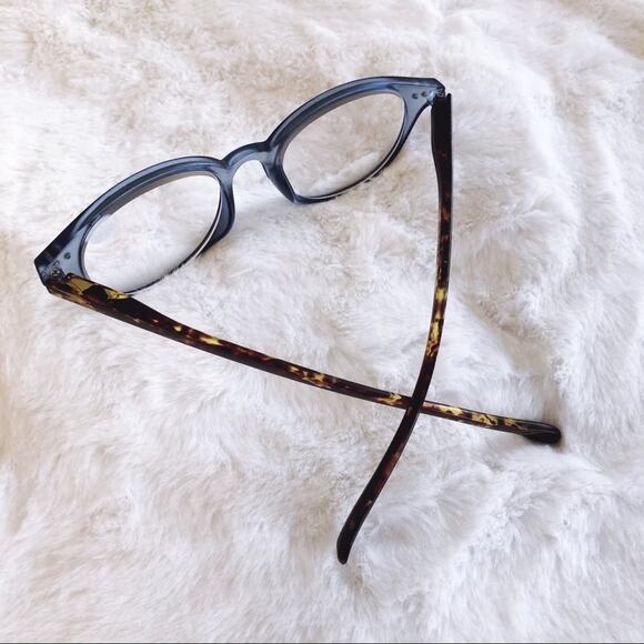 Kaylee Blue Classic Round Reader Glasses - Picture 7 of 10